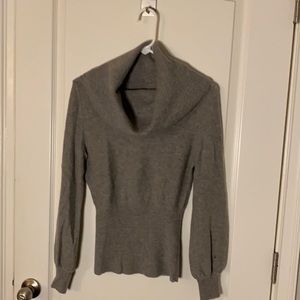 Gorgeous grey Patagonia sweater